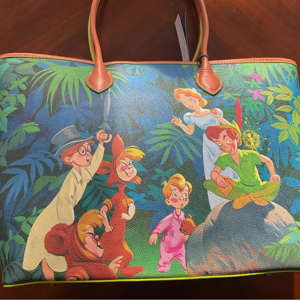 DOONEY and BOURKE PETER PAN  TOTE NWT    2021  RETIRED